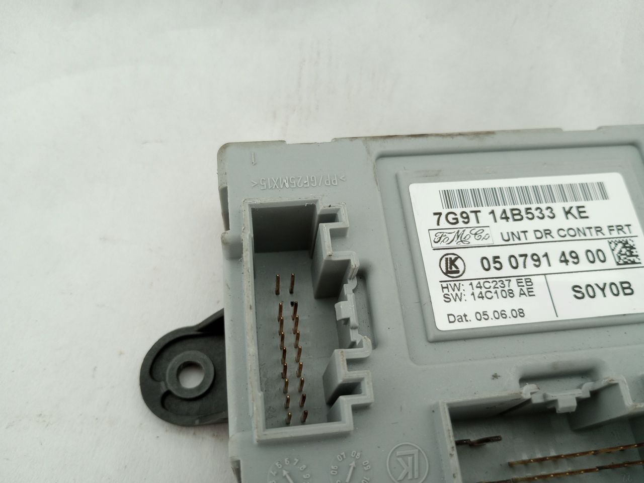 Jaguar XK Front Right Door Control Module