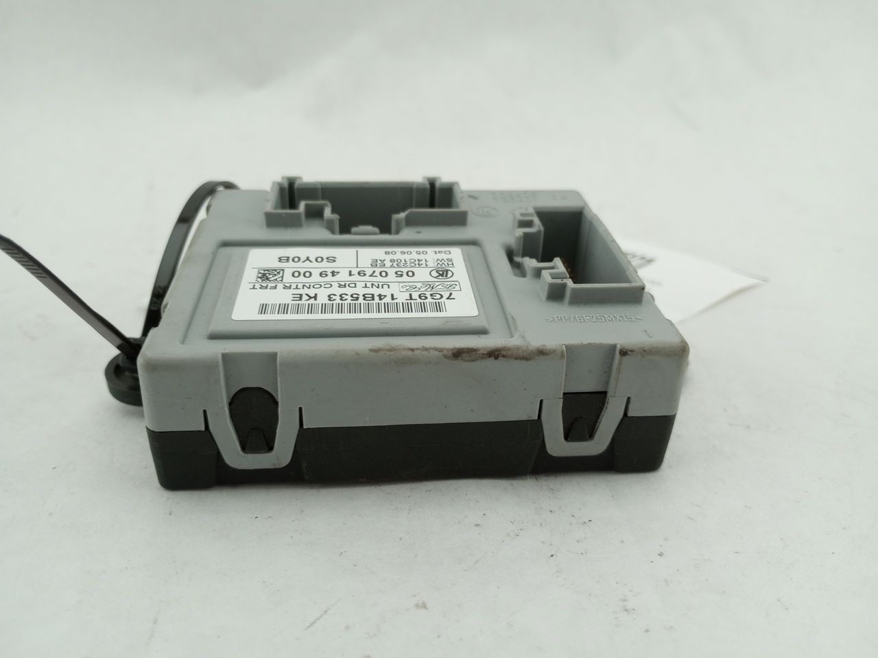 Jaguar XK Front Right Door Control Module