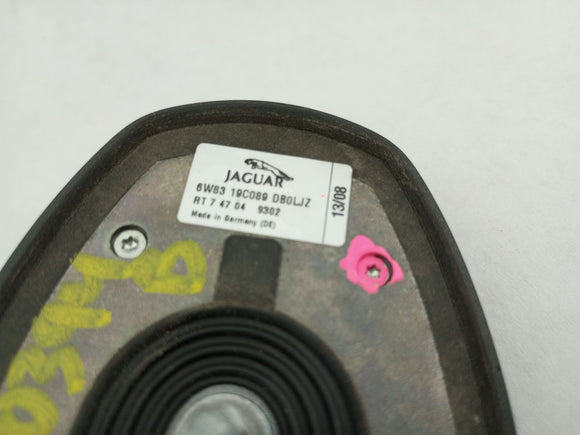 Jaguar XK Rear Trunk Mounted Antenna