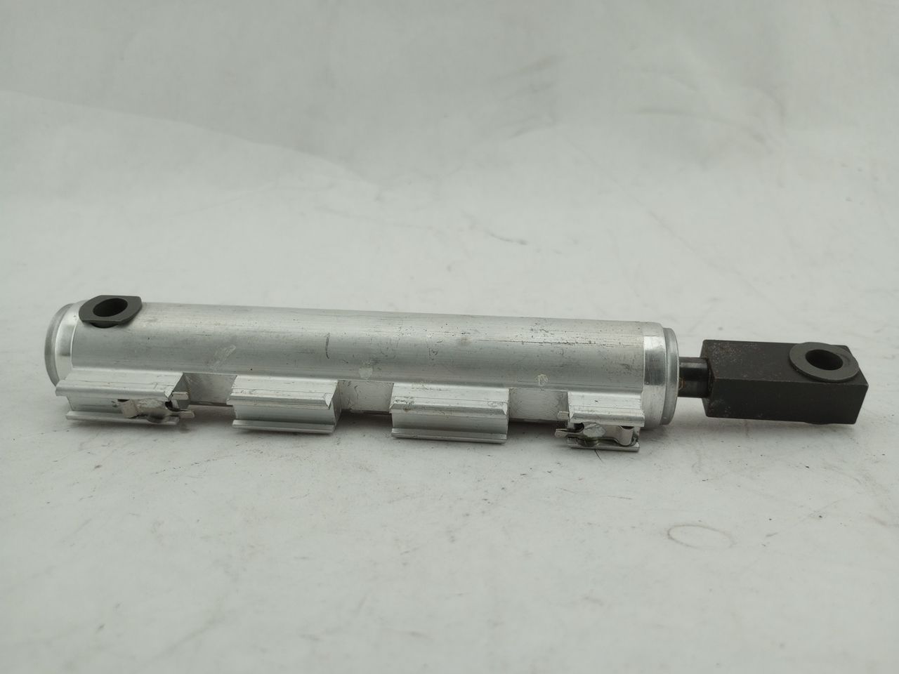 Jaguar XK Convertible Top Hydraulic Cylinder Set