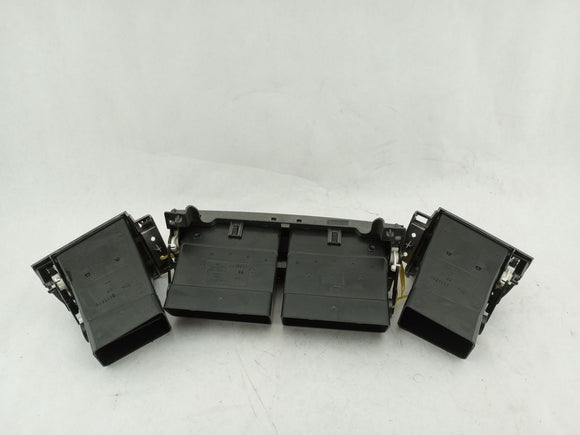 Jaguar XK Dash Vent Set **AS IS**