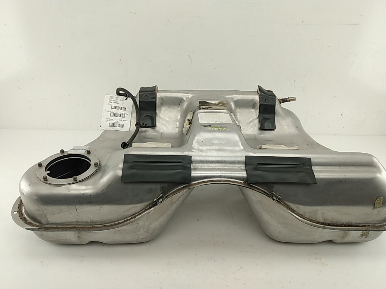 Jaguar XK Fuel Tank | Playground PAR