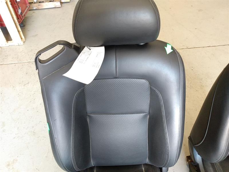 Jaguar XK Front Seat Set