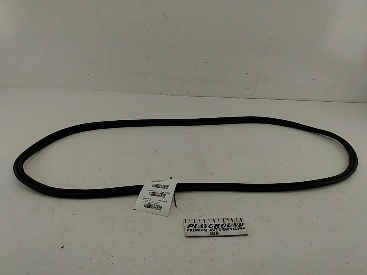 BMW 328i Trunk Seal