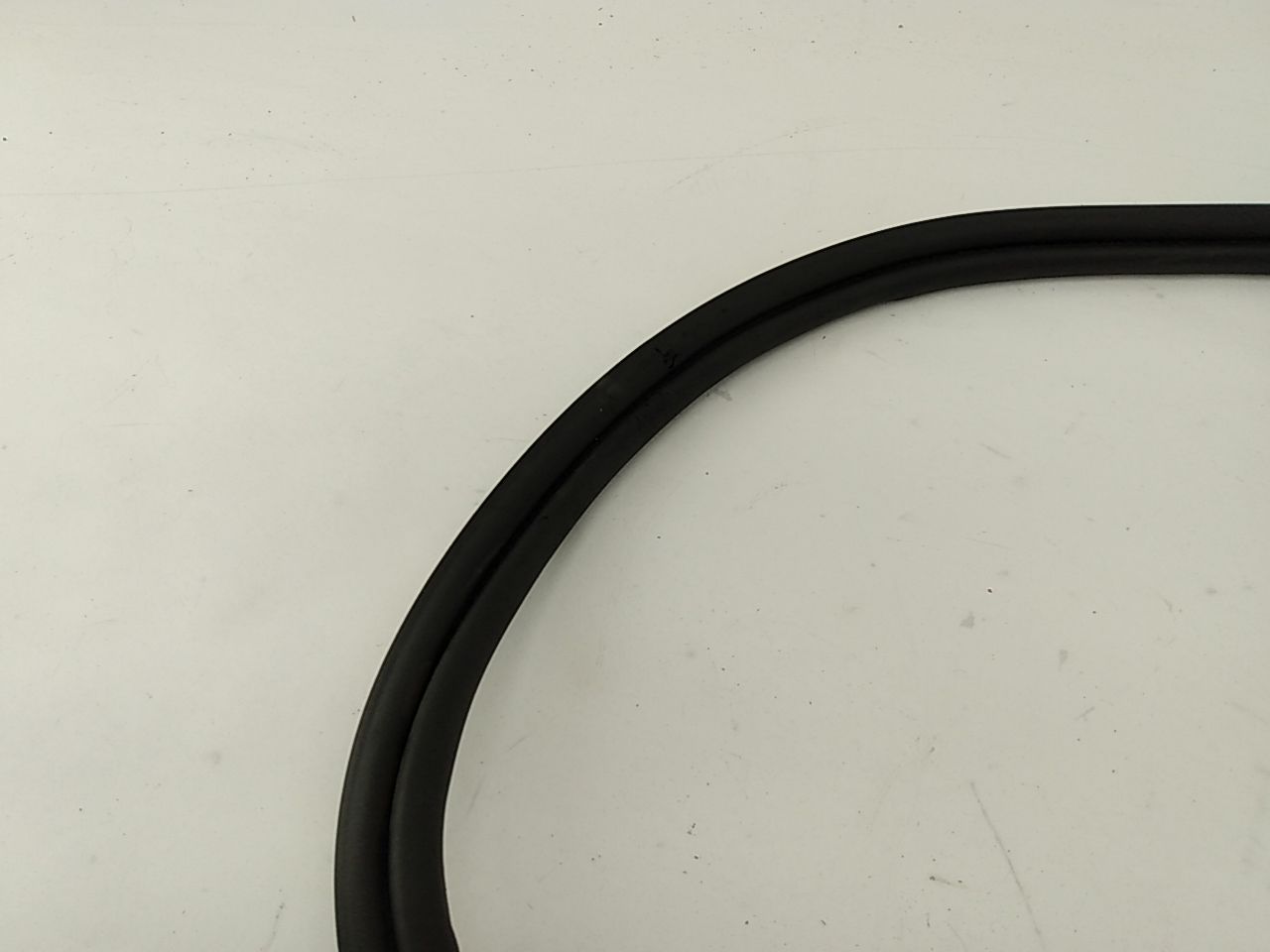 BMW 328i Trunk Seal