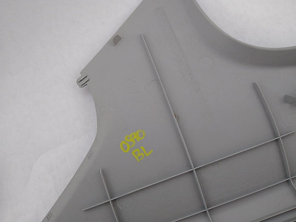 BMW 328i C-Pillar Trim Set