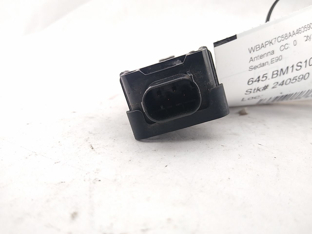 BMW 328i Tire Pressure Monitor Sensor Antenna