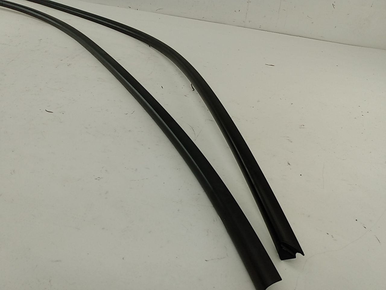 BMW 328i Body Door Trim Set