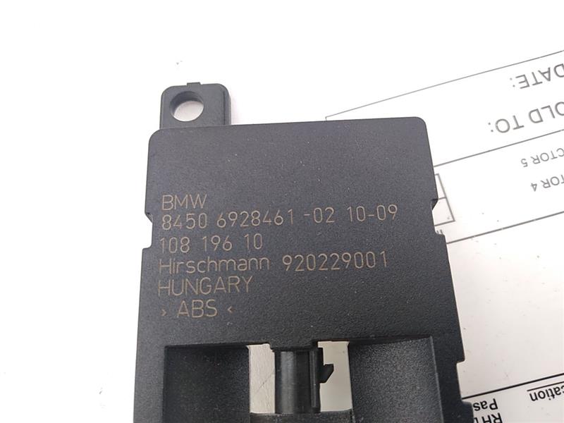 BMW 328i Bluetooth Antenna Controle Module