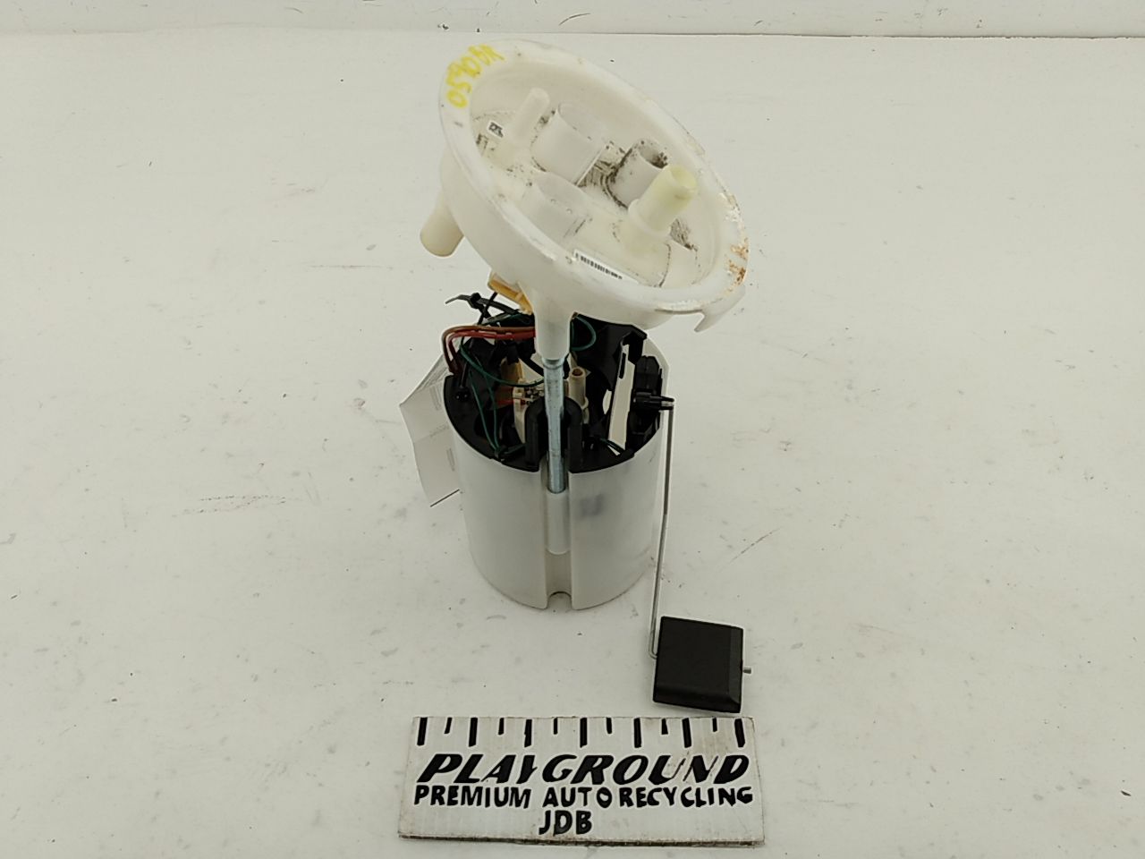 BMW 328i Fuel Pump Sending Unit Assembly