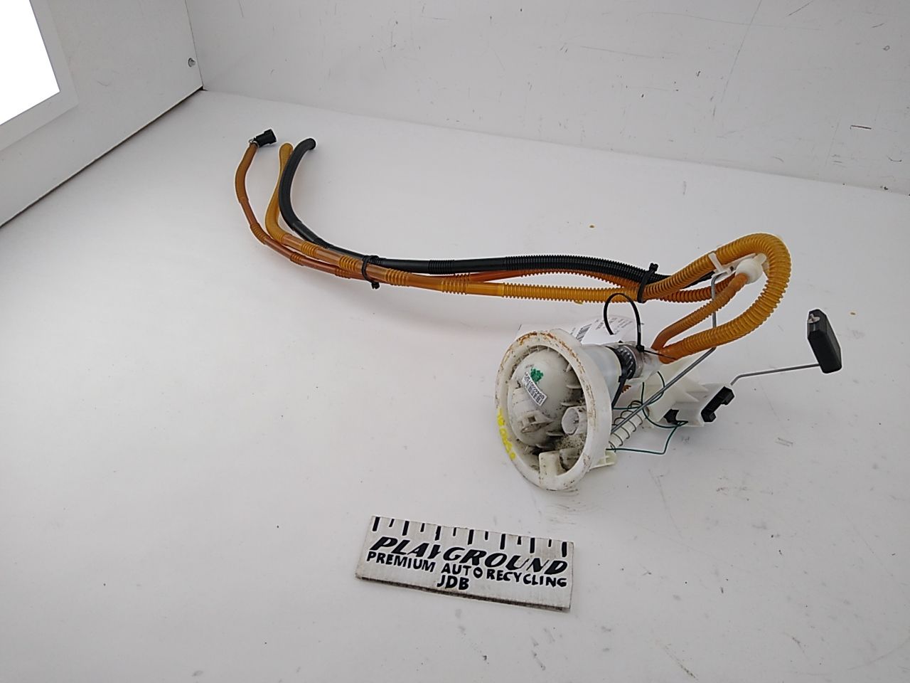 BMW 328i Fuel Tank Sending Unit