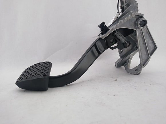 BMW 328i Brake Pedal Assembly