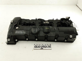 BMW 328i Valve Cover