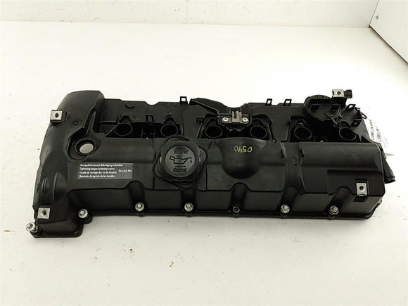 BMW 328i Valve Cover