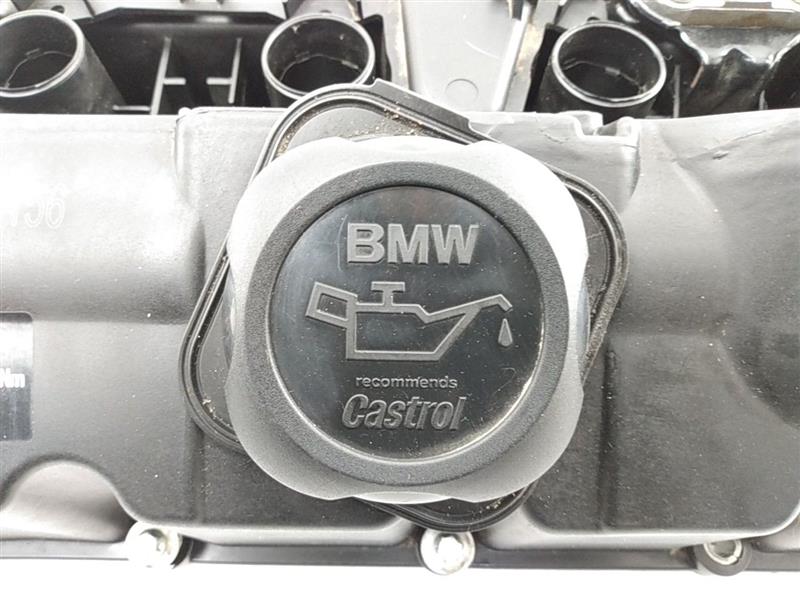 BMW 328i Valve Cover