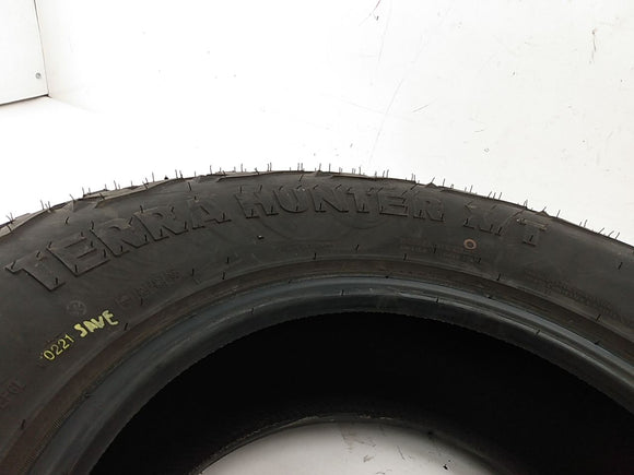 Hummer H3 Single Tire - Venom Power Terra Hunter X/T 265/75 R16