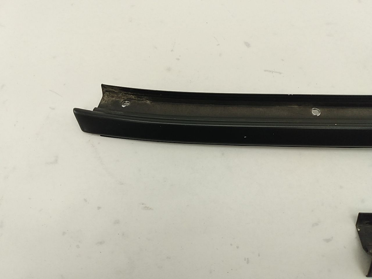 Saab 9-5 Pair Of Front Windshield Trim