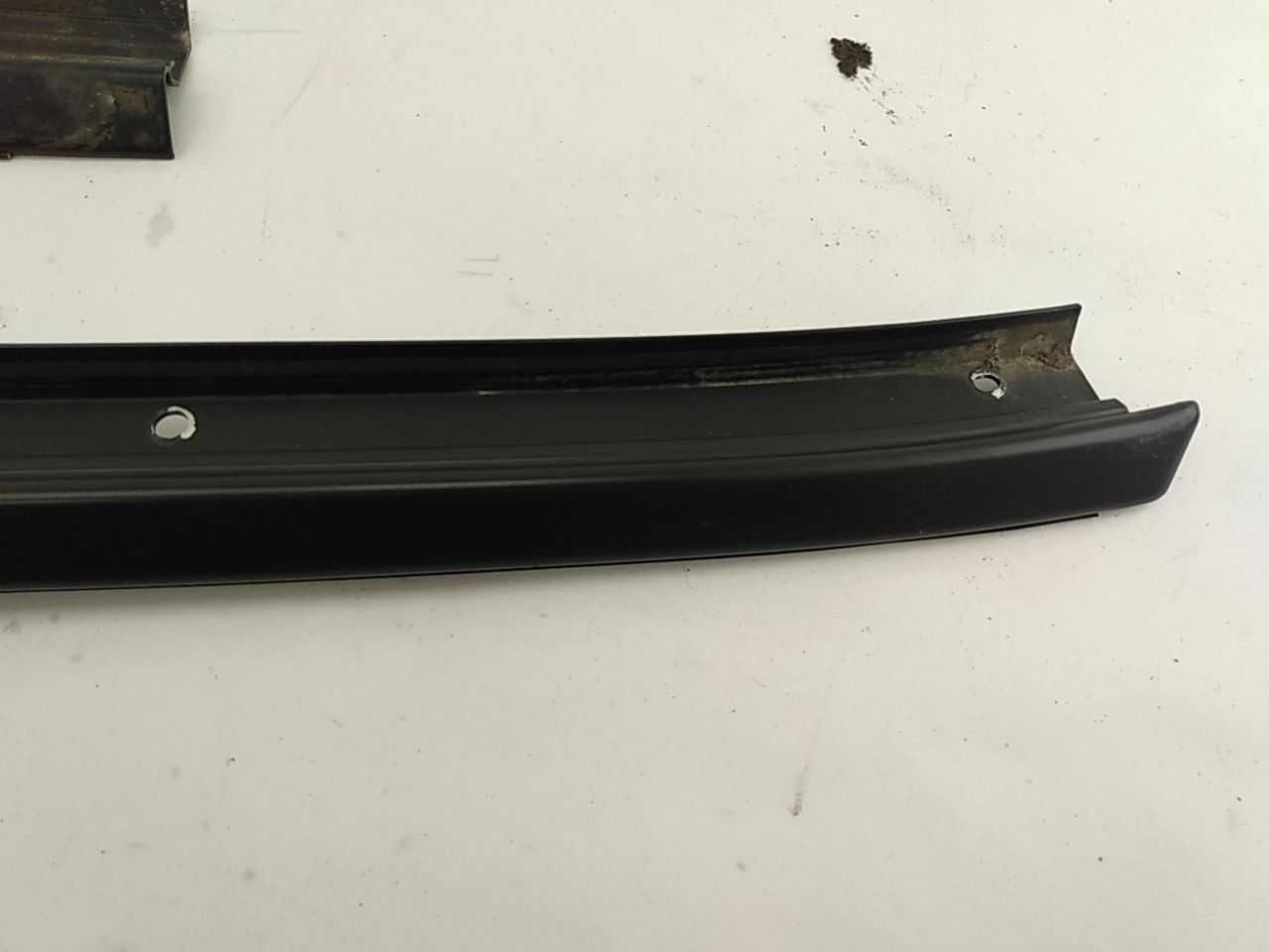 Saab 9-5 Pair Of Front Windshield Trim