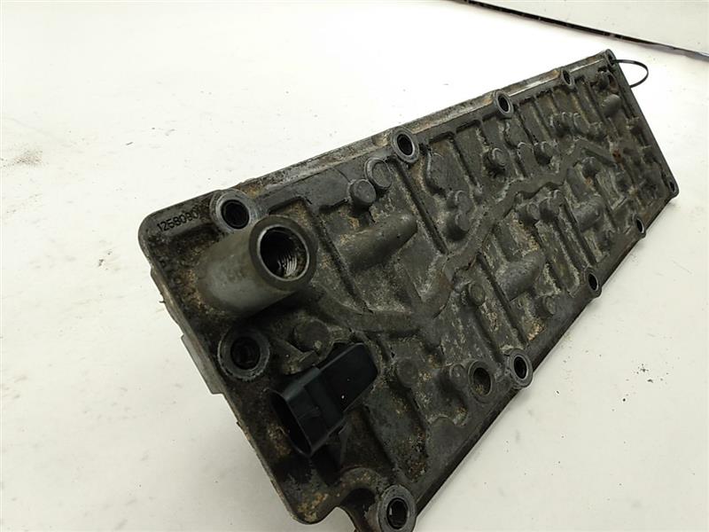 GMC Sierra 1500 Vally Cover AFM/DOD Solenoid Plate