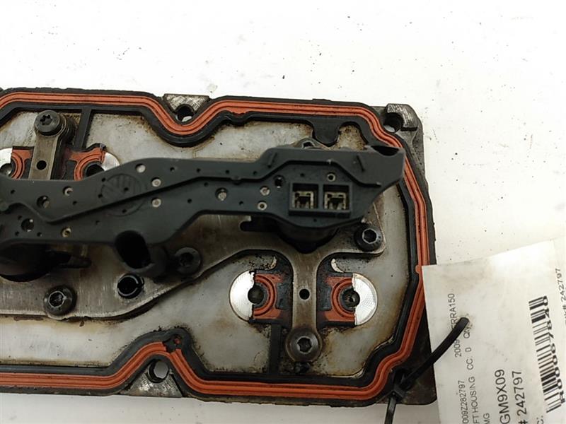 GMC Sierra 1500 Vally Cover AFM/DOD Solenoid Plate