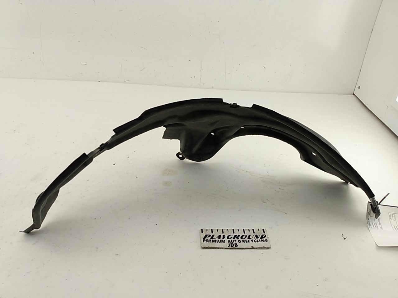 Mitsubishi 3000GT Front Right Upper Inner Fender Liner