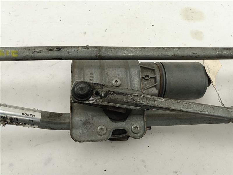 Honda Civic Front Windshield Wiper Motor