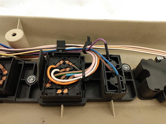 Land Rover Range Rover Front Right Seat Switch Panel