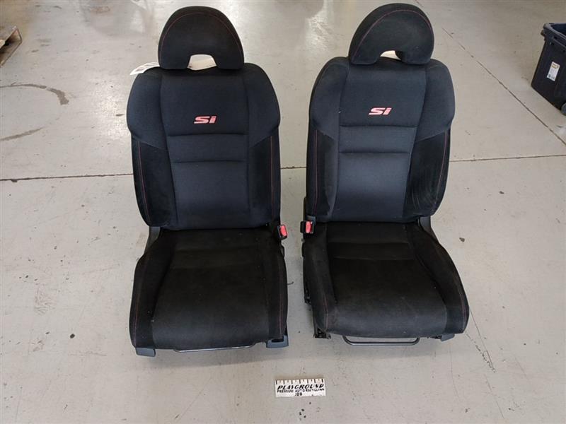 Honda Civic Pair Of Front Seats