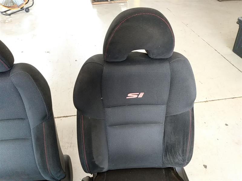 Honda Civic Pair Of Front Seats