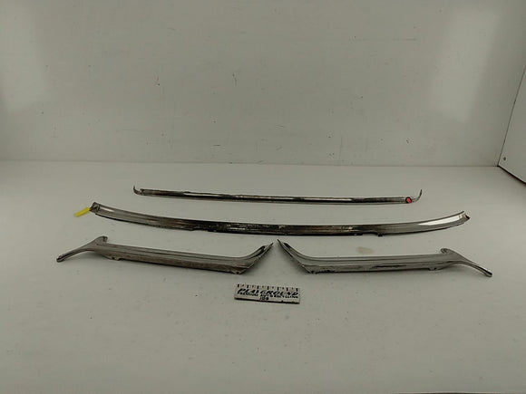 Jaguar XJS *** AS IS *** Windshield Trim Moulding Set