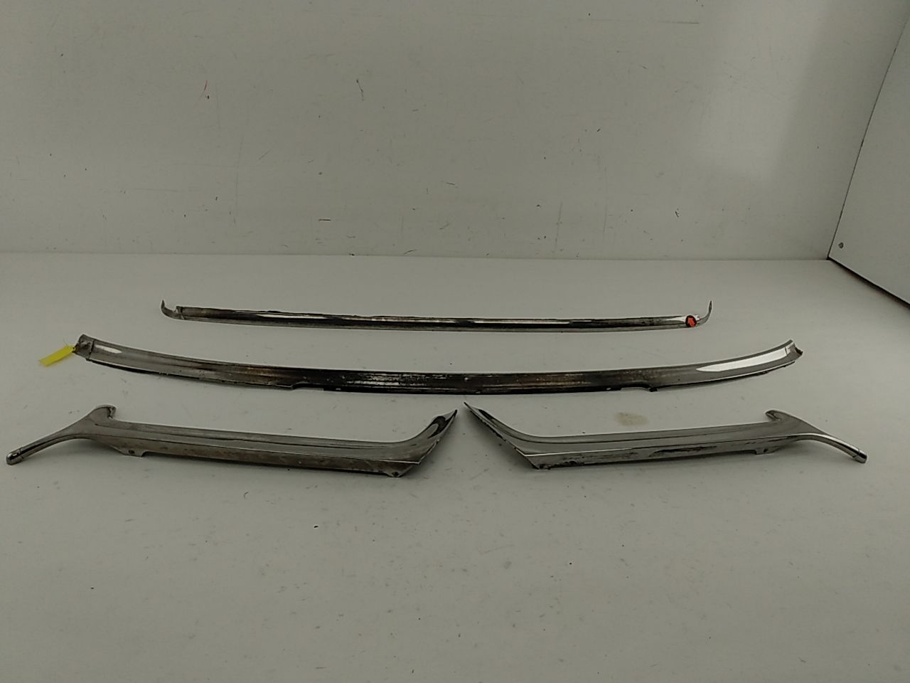 Jaguar XJS *** AS IS *** Windshield Trim Moulding Set