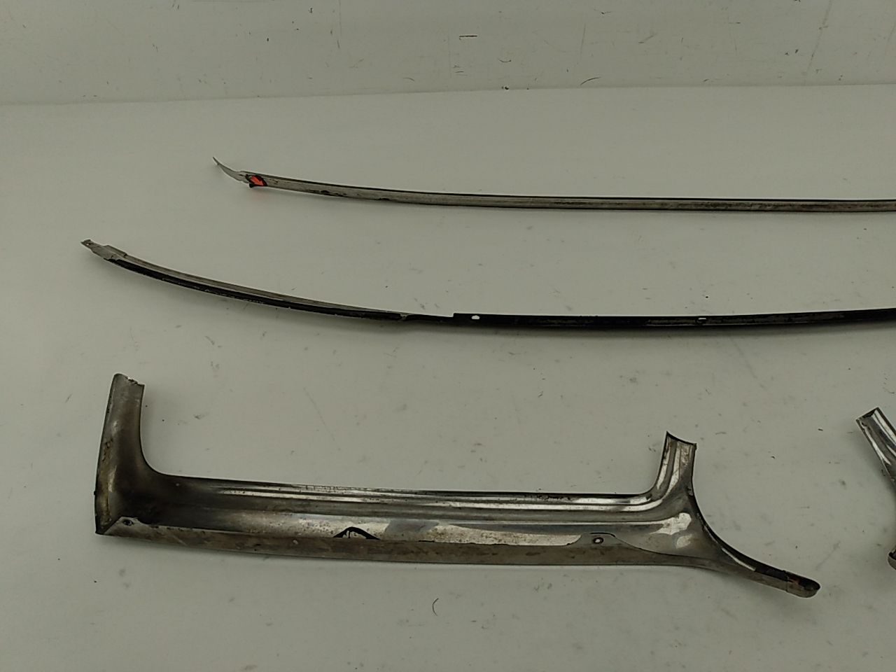 Jaguar XJS *** AS IS *** Windshield Trim Moulding Set