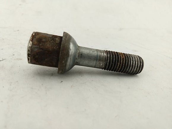 Mercedes SLK230 Set Of Lug Nut Bolts