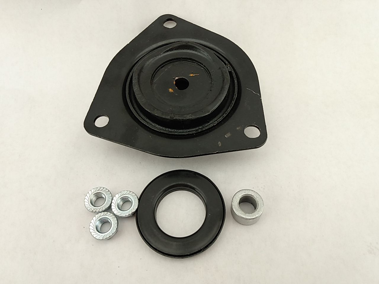 Mitsubishi 3000GT Strut Bearing With Hardware - 0