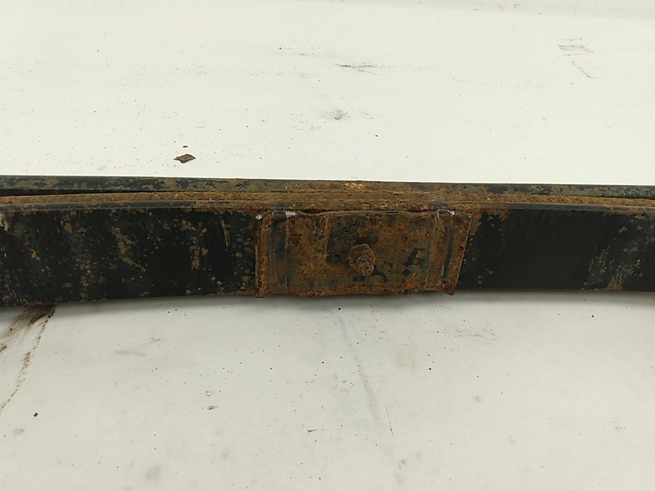 GMC Sierra 1500 Rear Left Leaf Spring