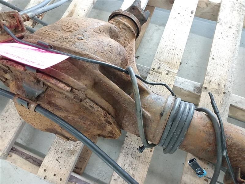 GMC Sierra 1500 Rear Loaded Beam Axle