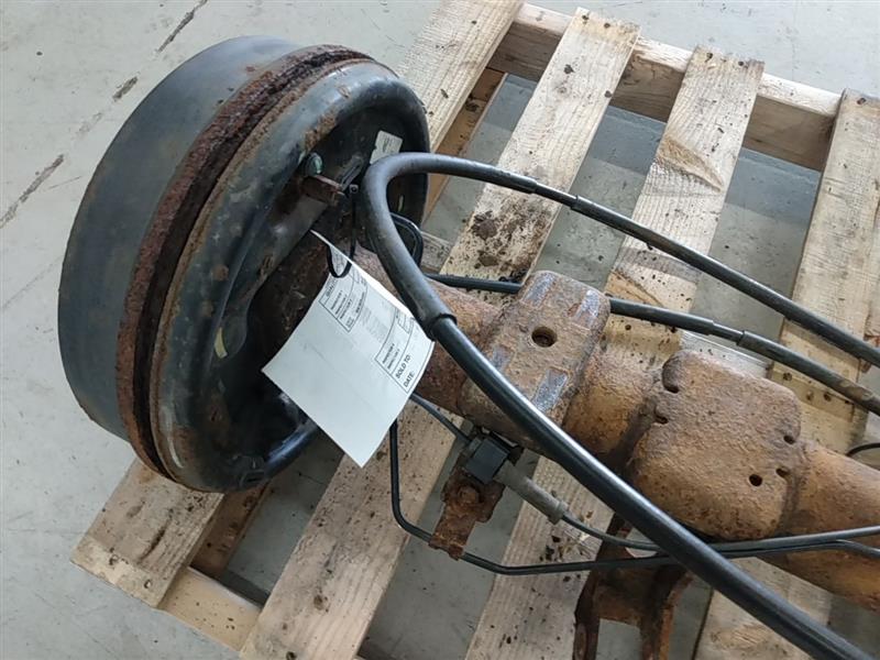 GMC Sierra 1500 Rear Loaded Beam Axle