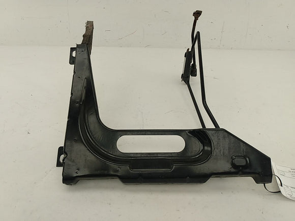 Saturn Sky Front Left Fender Inner Support Bracket