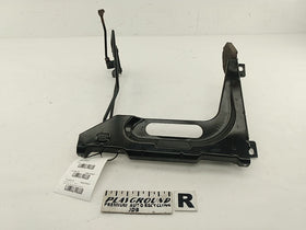 Saturn Sky Front Right Fender Inner Support Bracket