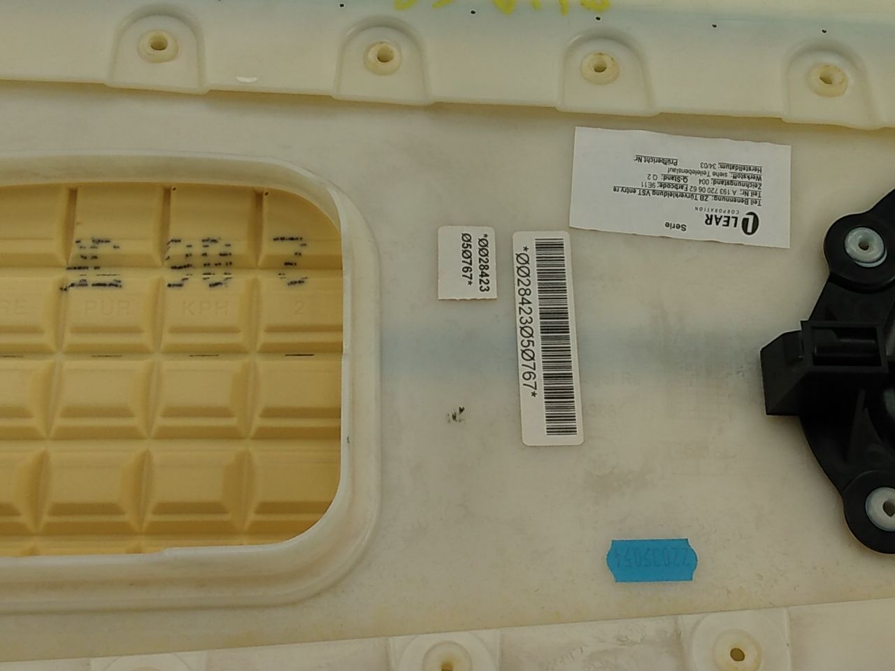 Chrysler Crossfire Front Right Door Trim Panel