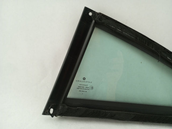 Chrysler Crossfire Rear Right Quarter Glass
