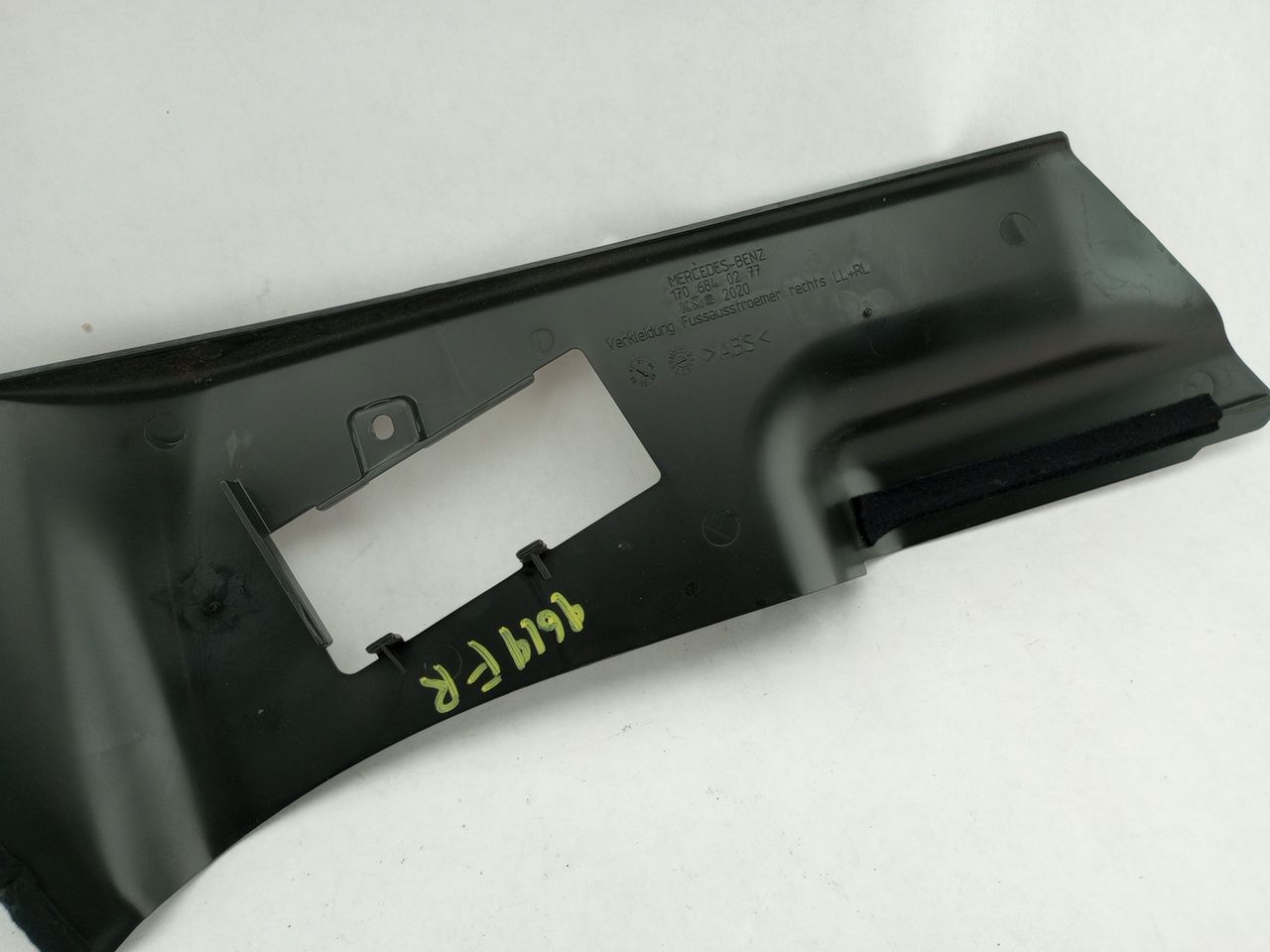 Chrysler Crossfire Pair Of Side Foot Well Trim Cover Panels