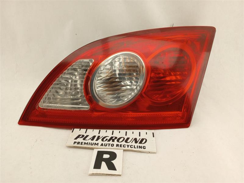 Chrysler Crossfire Rear Right Tail Light Assembly