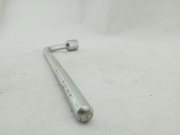 Chrysler Crossfire Lug Nut Wrench Spare Tire Tool
