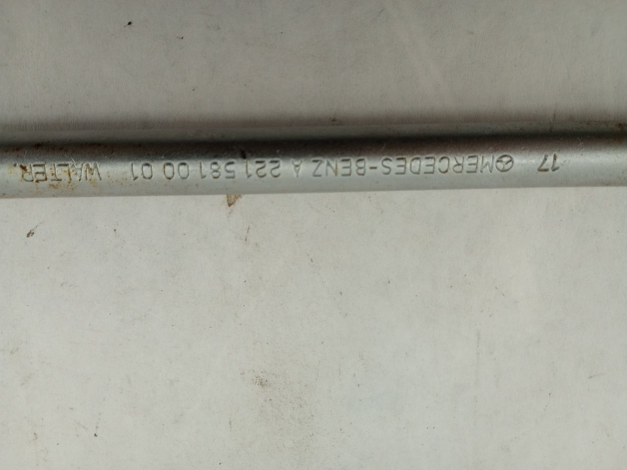 Chrysler Crossfire Lug Nut Wrench Spare Tire Tool