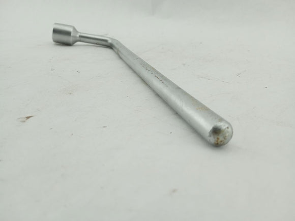 Chrysler Crossfire Lug Nut Wrench Spare Tire Tool