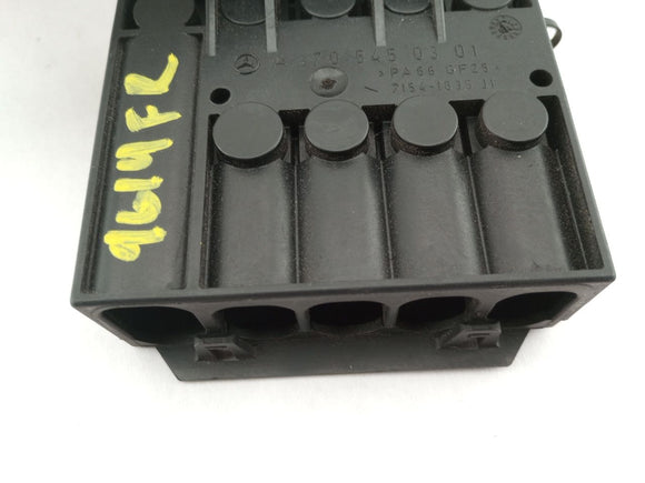 Chrysler Crossfire Fuse Box