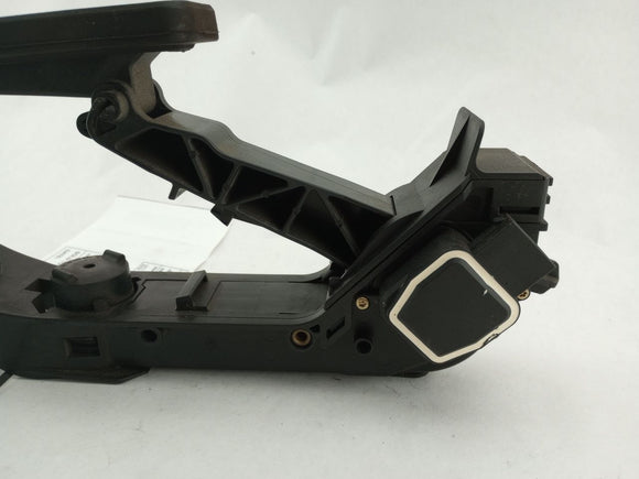 Chrysler Crossfire Accelerator Pedal Assembly