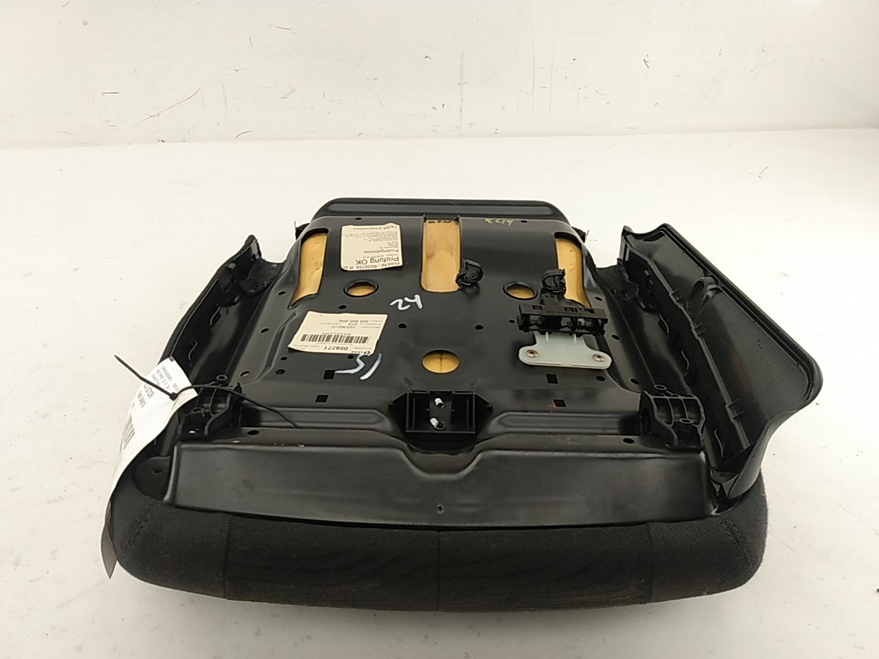 Chrysler Crossfire Front Right Seat Bottom