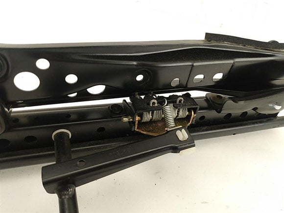 Chrysler Crossfire Front Right Seat Lower Frame